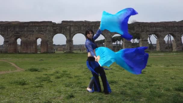 Belle danseuse du ventre — Video