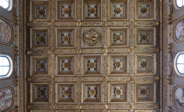 Santa Maria Maggiore soffitto a Roma — Foto Stock