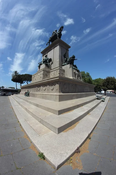 Garibaldi monument in rome — Stockfoto