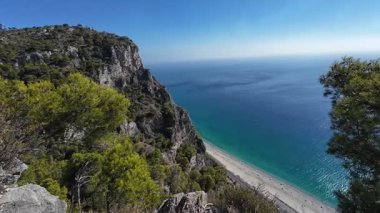 İtalya, Malpasso Sahili, Ligurian deniz manzarası piligrim 'in izinden.