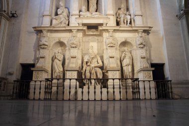 St. Peter Vincoli kilisede Moses