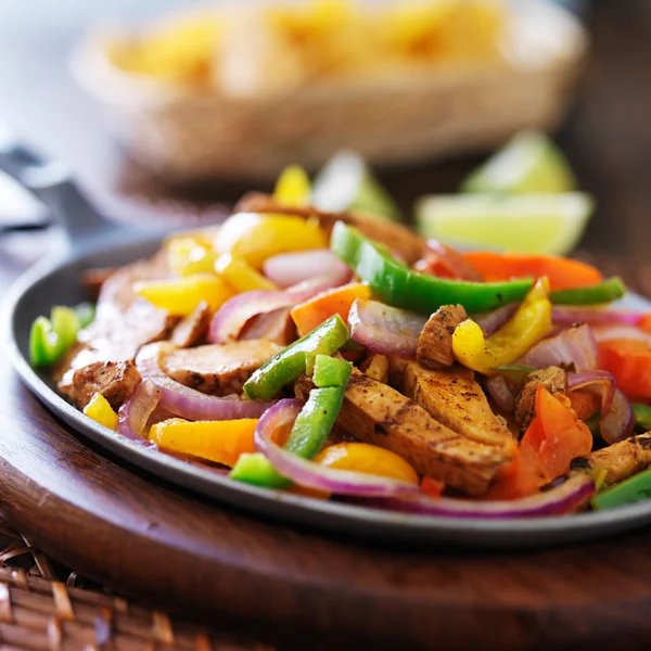 Mexican chicken fajitas — Stock Photo, Image