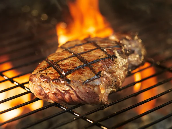 Bife de bovino — Fotografia de Stock