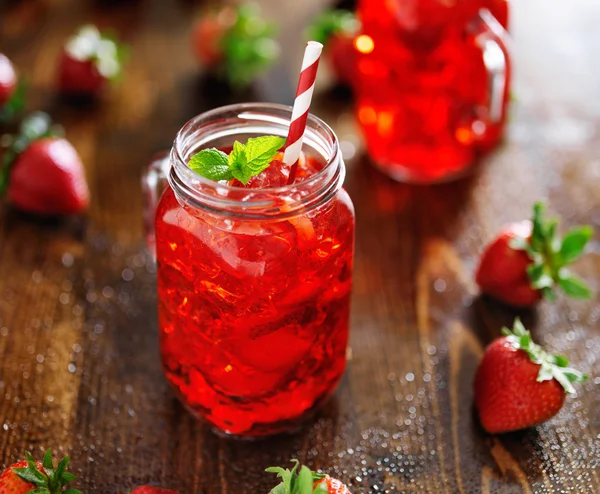 Red strawberry cocktail — Stock Photo, Image
