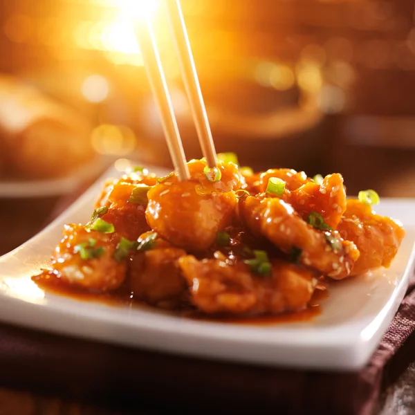 Chinese sesame chicken — Stock Photo, Image