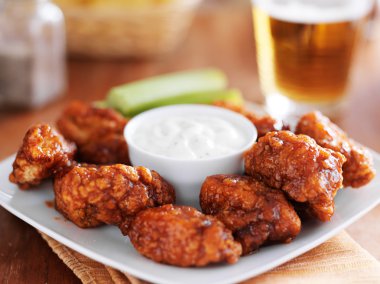 Boneless buffalo Barbekü tavuk wngs