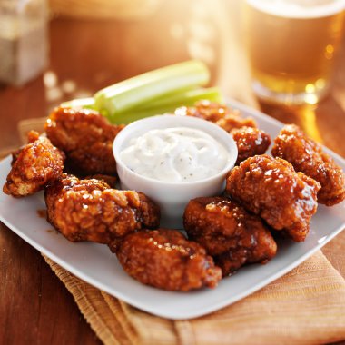 Boneless buffalo Barbekü tavuk wngs