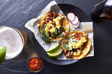 bira ile Meksika Caddesi tacos