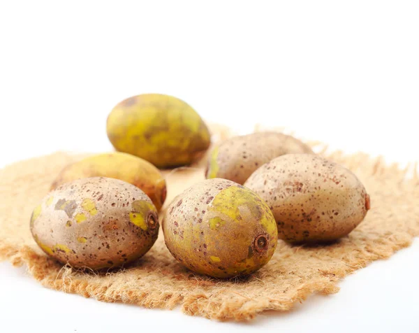 Fruta fresca de olivo o ciruela de cerdo sobre blanco . —  Fotos de Stock