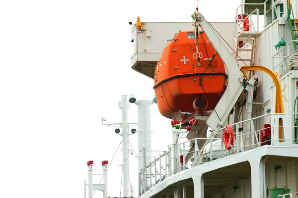 Reddingsboot opknoping op vaartuig. — Stockfoto