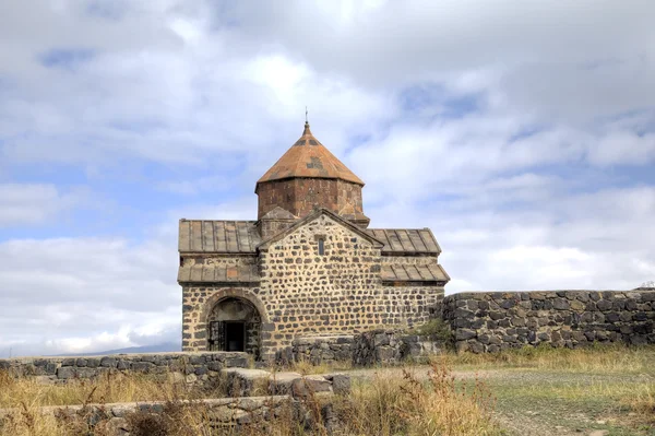 Sevanavank монастир. Озеро Севан, Вірменія — стокове фото