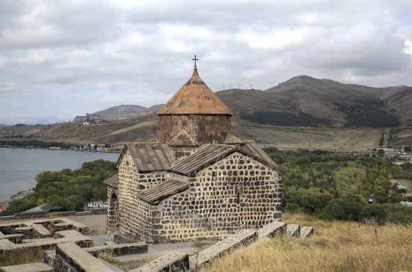 Sevanavank 修道院。塞凡湖，亚美尼亚 — 图库照片