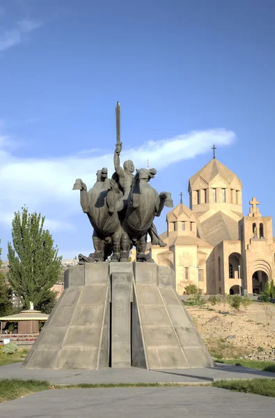 Памятник командующему Андранику Озаняну (Зоравар Андраник). Ереван, Армения — стоковое фото