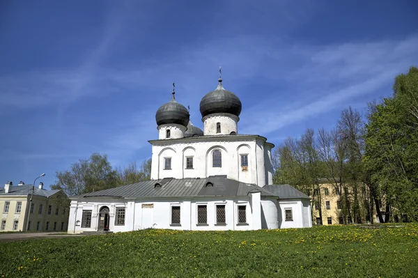 Собор Різдва Богородиці. Монастир Святого Антонія. Великий Новгород (Росія). — стокове фото