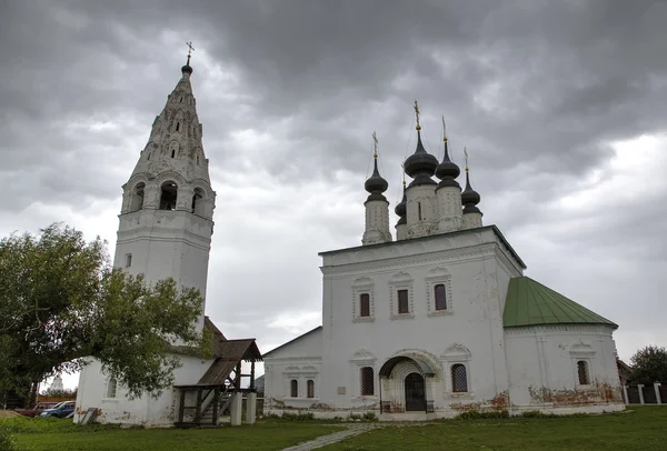 聖アレクサンドル ・ ネフスキー修道院。スーズダリ、ロシアの金の指輪. — ストック写真