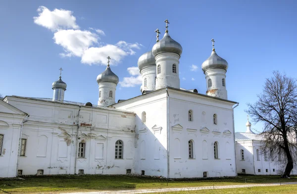 St. George's (Yuriev) Monastery. Veliky Novgorod, Russia — Stockfoto