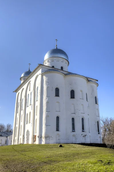 St. George's (Yuriev) Monastery. Veliky Novgorod, Russia — Stockfoto