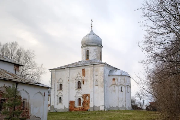 Igreja da Natividade da Virgem. Veliky Novgorod, Rússia — Fotografia de Stock