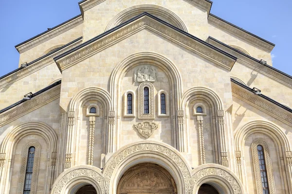 Katedrála Nejsvětější Trojice (Tsminda Sameba). Tbilisi, Gruzie — Stock fotografie