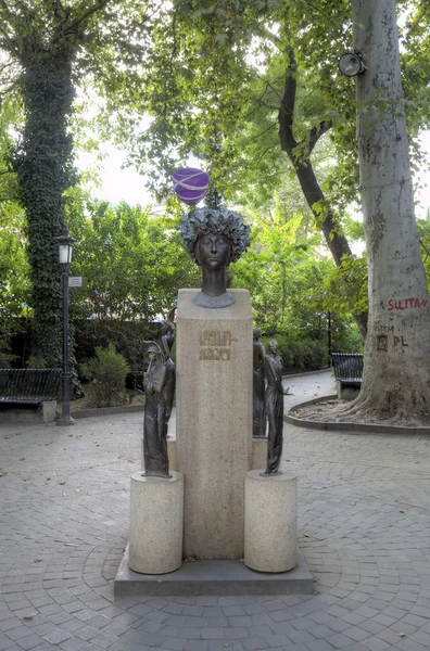 Monument à l'actrice soviétique et géorgienne Sofiko Chiaureli. Tbilissi, Géorgie — Photo