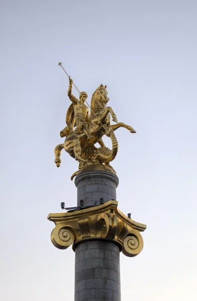 Freedom Monument (St. George Statue) on Liberty Square. Tbilisi, Georgia — Stock Photo, Image