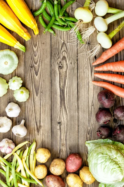 Świeże warzywa surowe z miejsca dla tekstu — Zdjęcie stockowe