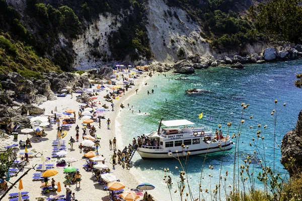 ILHA LEFKADA, AGIOFILLI BEACH, 29 DE AGOSTO DE 2016, GRÉCIA - Férias de verão — Fotografia de Stock