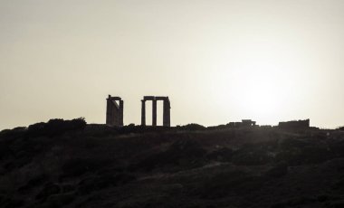 Cape Sounion 'daki antik Poseidon tapınağı. Deniz Tanrısı 'ydı. Attica, Yunanistan.