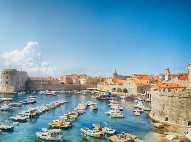 Dubrovnik Hırvatistan, surlar üzerinde doğal görünümü