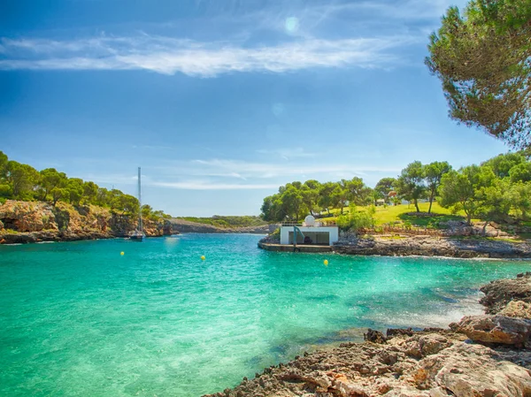 Cala Mitjana in Majorca — Stock Photo, Image