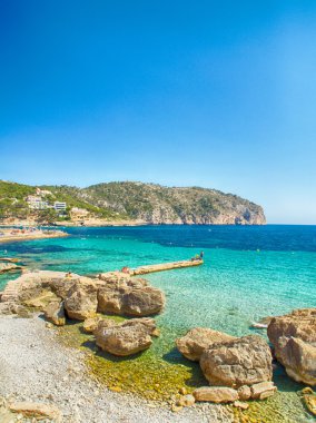 Tekneler ve Mayorka mavi denizlerde