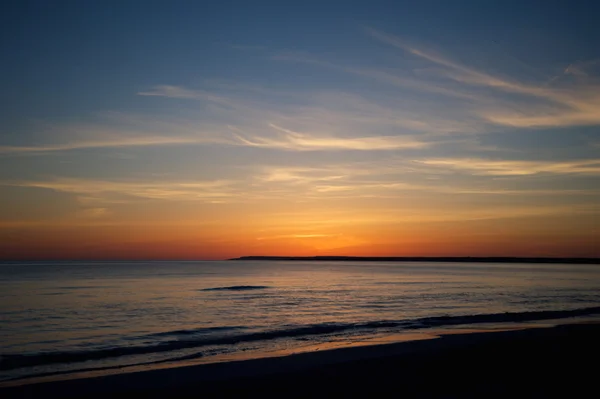 Pôr do sol na praia em Maiorca, Ilhas Baleares - Espanha — Fotografia de Stock