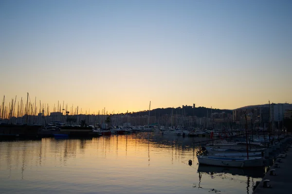 Sonnenuntergang im Hafen - Mallorca — Stockfoto