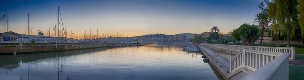 Puesta de sol en el puerto - Mallorca — Foto de Stock