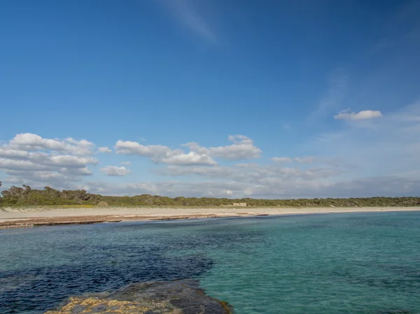 Hemlig och lonely beach på Mallorca — Stockfoto