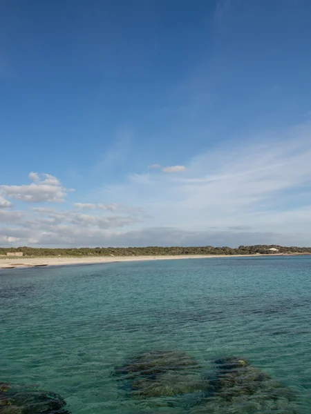 Tajne i samotny plaży w Mallorca — Zdjęcie stockowe