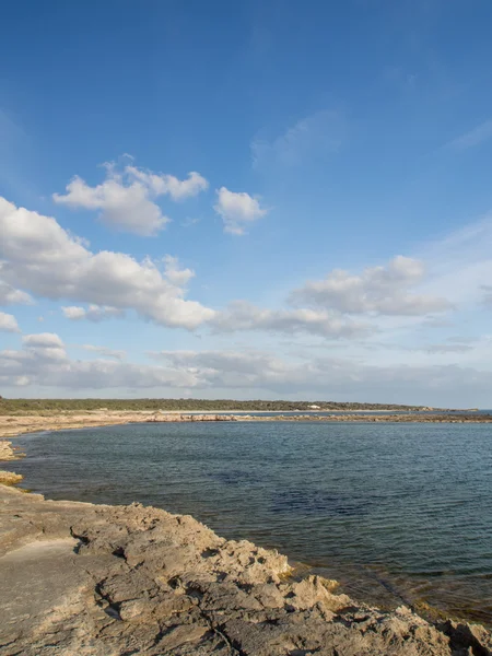 Plage secrète et solitaire à Majorque — Photo