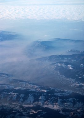 Alpler ve uçak gökyüzünden