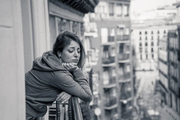 Jonge Blanke Vrouw Voelt Zich Verdrietig Depressief Eenzame Ongelukkige Vrouw — Stockfoto