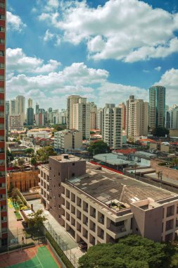 View of the city skyline with streets and buildings in Sao Paulo. The gigantic city, famous for its cultural and business vocation in Brazil.
