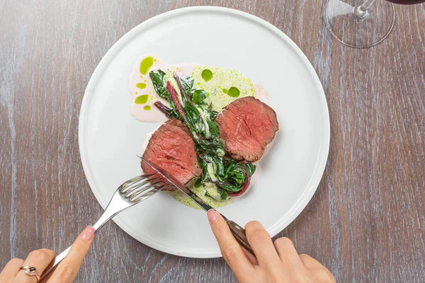 Steak with a glass of red wine — Stock Photo, Image
