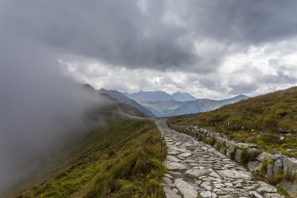 Paysage montagnard - changement de temps — Photo