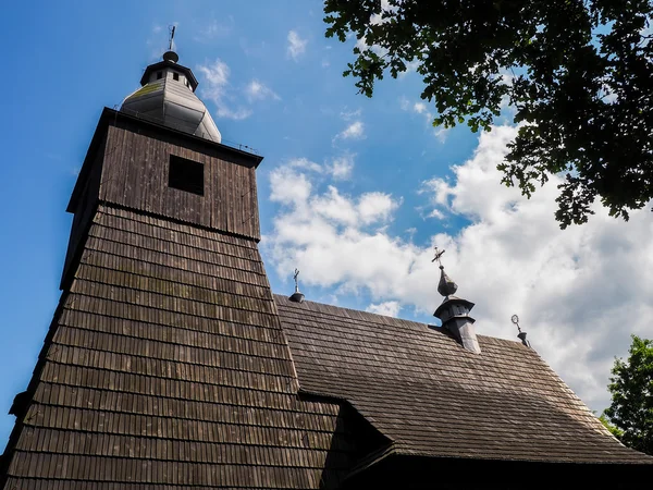 Die historische orthodoxe Holzkirche — Stockfoto