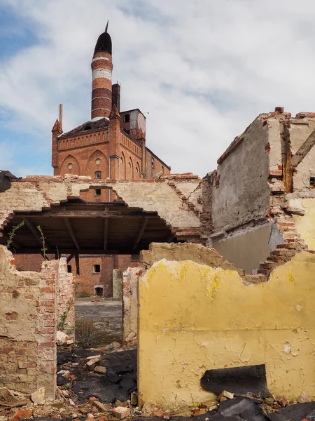 Distrutto, lo storico edificio della fabbrica — Foto Stock