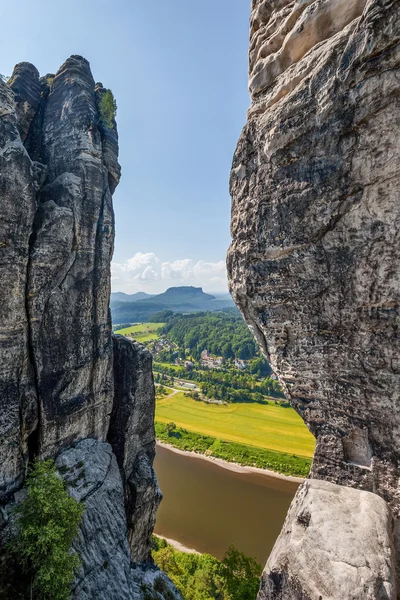Saxon Zwitserland Nationaal Park - Bastei, Duitsland — Stockfoto
