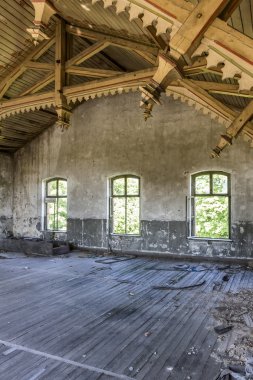 Savaş öncesi tren istasyonu inşa bozulması