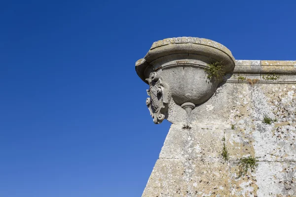 Ecke der Mauer einer alten Festung — Stockfoto