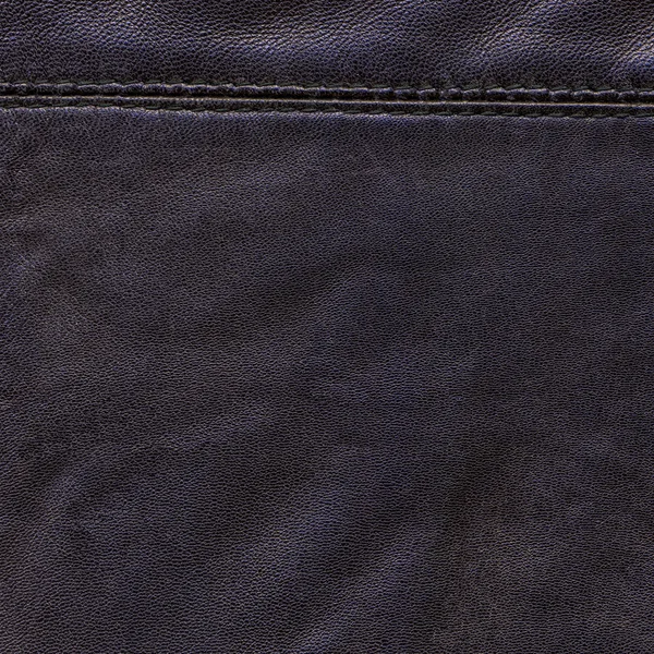 Textura de couro violeta decorado com costura — Fotografia de Stock