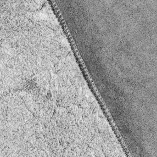 Fragmento de lado errado cinza do casaco de pele de carneiro — Fotografia de Stock