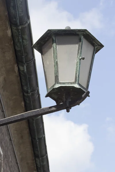 Stara latarnia uliczna — Zdjęcie stockowe